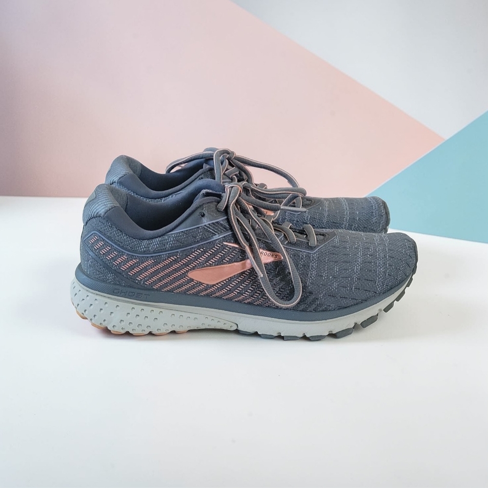 Brooks Ghost 12 Running, Gym, Athletic Sneakers, Gray, Rose Gold, Women's 7.5